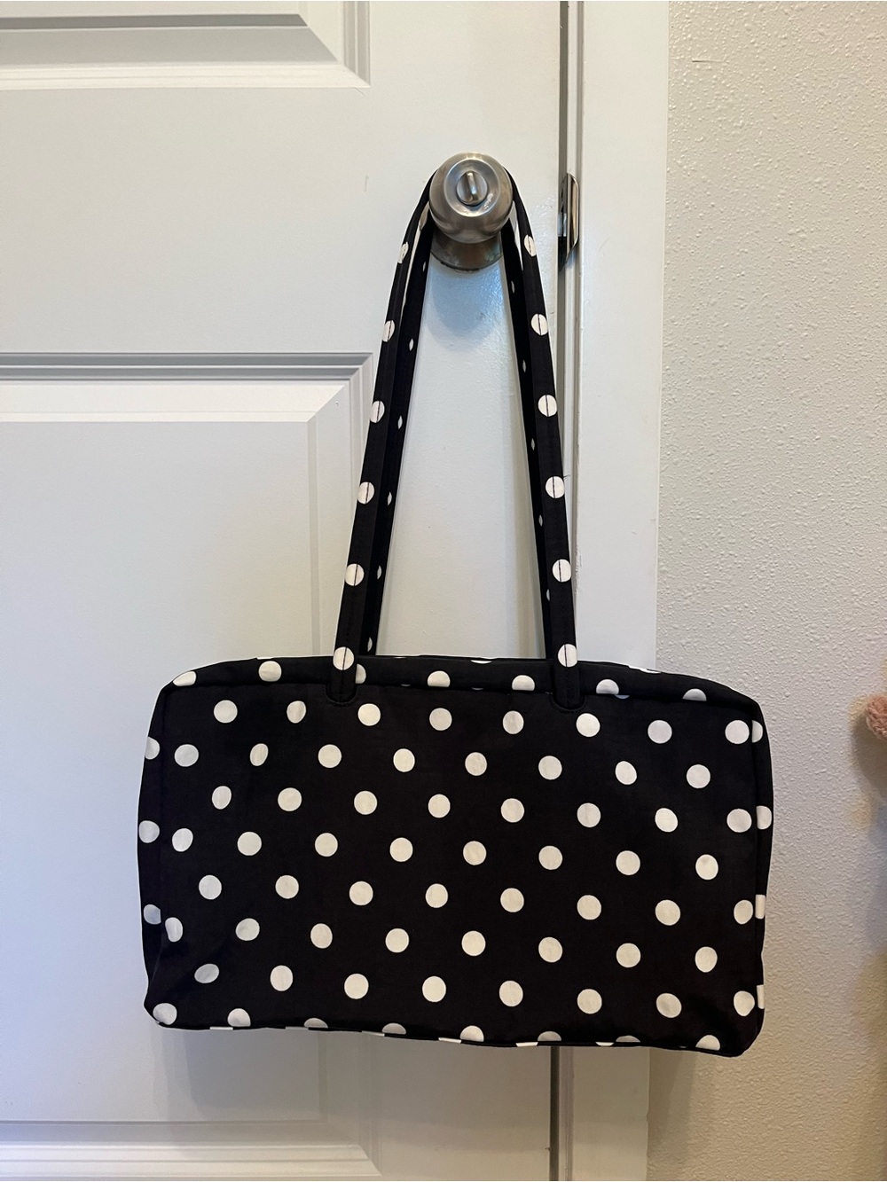 Baggu x Urban Outfitters Exclusive POLKA DOT Medium Bowler bag